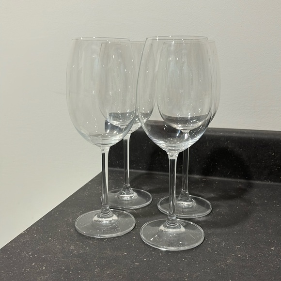 Mikasa Wine Glasses - Picture 1 of 3